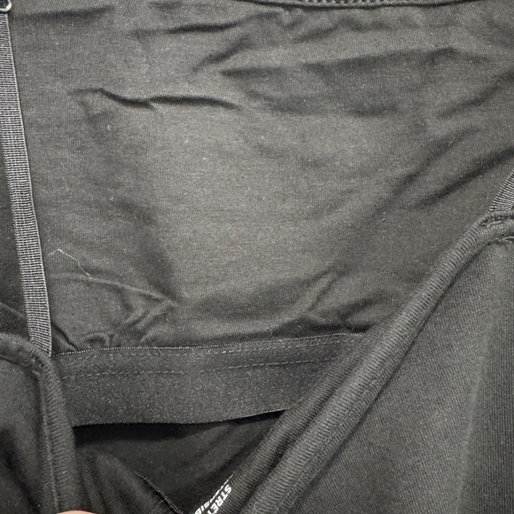 GAP Black Camisole Top - Picture 5 of 6